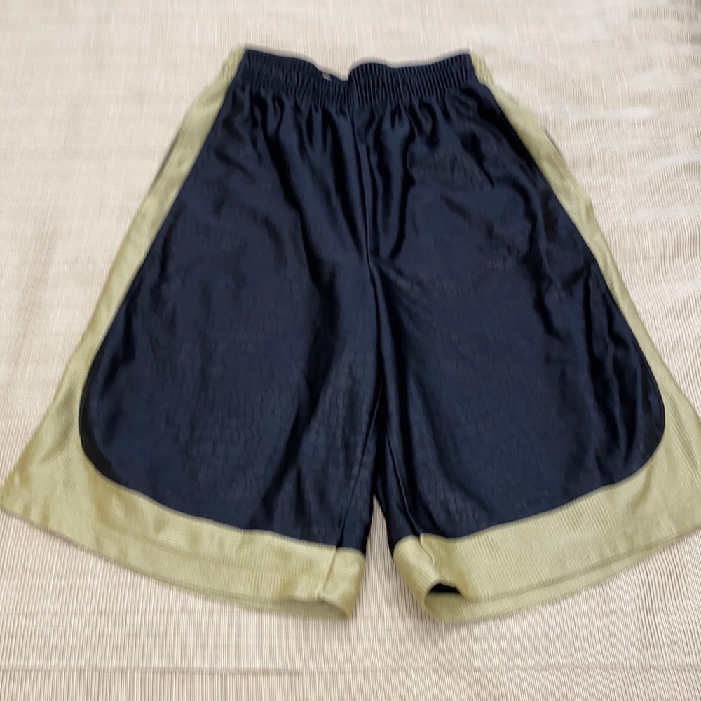 Men’s gym shorts